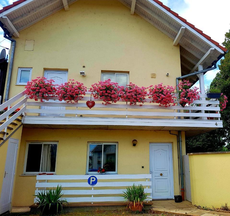 Marco Polo Apartman Horbourg Kültér fotó